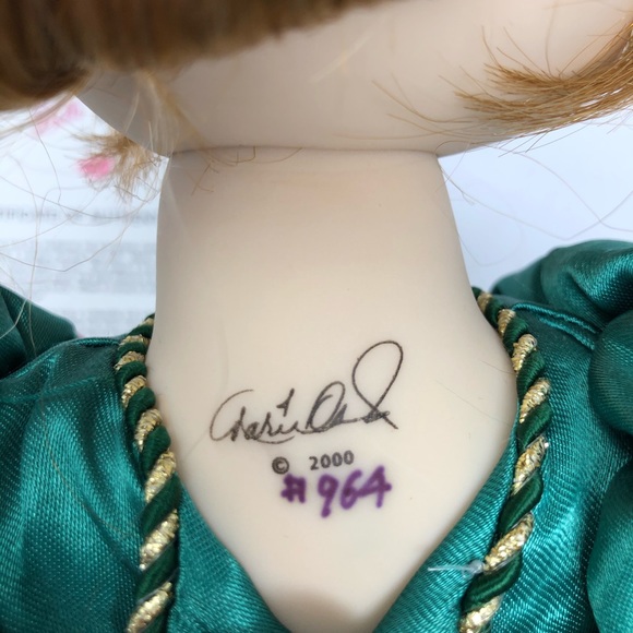 Marie Osmond Doll - Picture 4 of 8